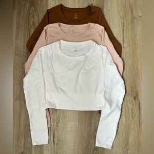 3 Aerie sidewalk cropped tops